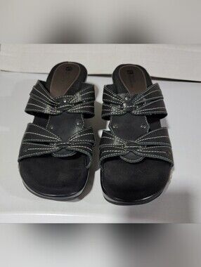 Stylish White Mountain black wedge sandals. Size 10